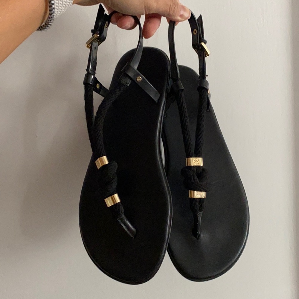Michael Kors thong sandal size 6